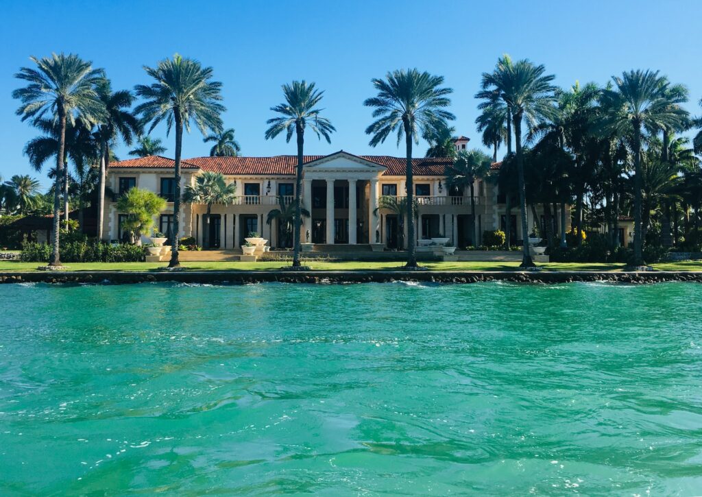 Luxury Car Photography for Real Estate and Auto Businesses in 2025 3 Real Estate Photography in Miami
