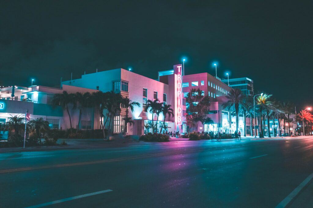 Places to Take Pictures in Miami at Night
