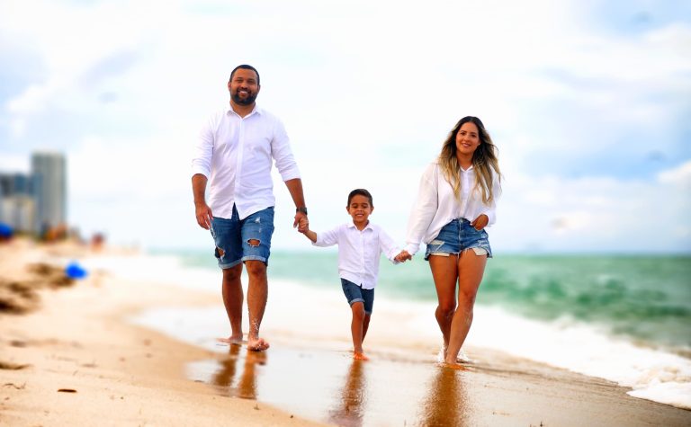 Outdoor Miami Family Photographer